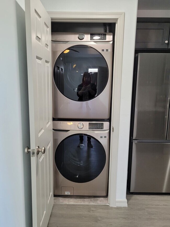 Building Photo - Brand New Construction Duplex