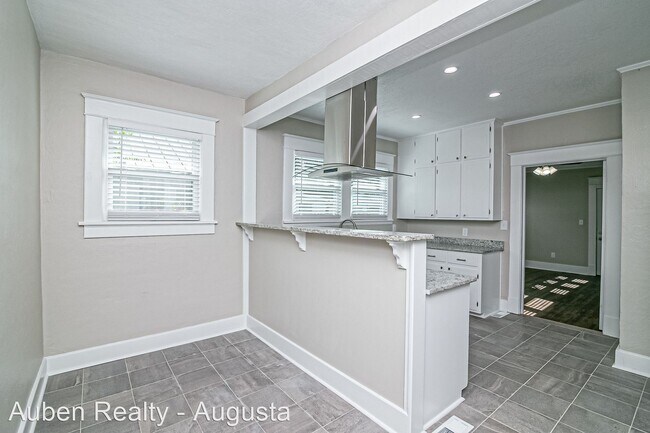 Building Photo - 3 br, 2 bath House - 1313 Merry Street