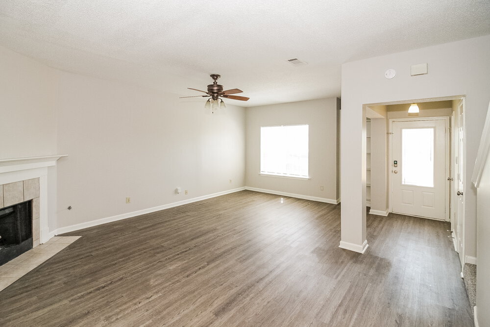 Building Photo - 7899 Brady Creek Cove