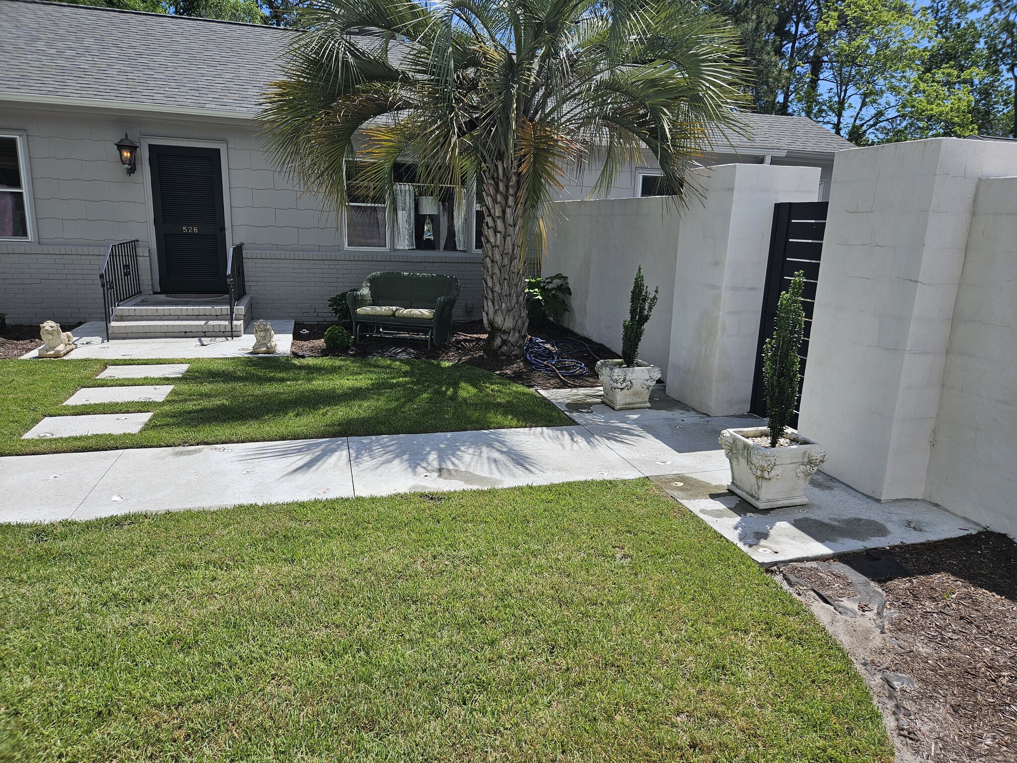 Building Photo - 526 N 23rd St