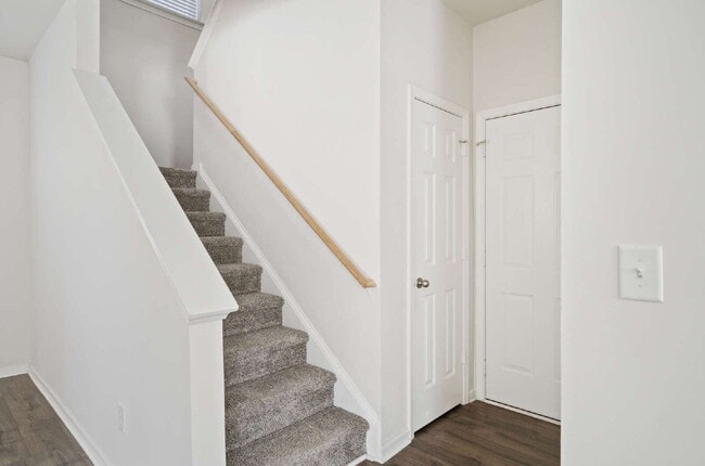 Building Photo - 4-Bedroom Home in Lexington Park at Amberl...