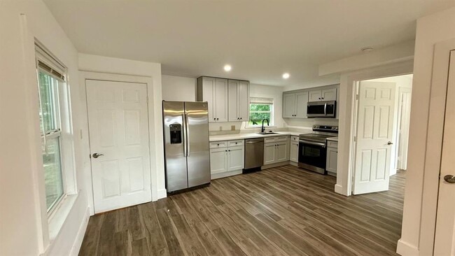 Building Photo - 508 N Main St