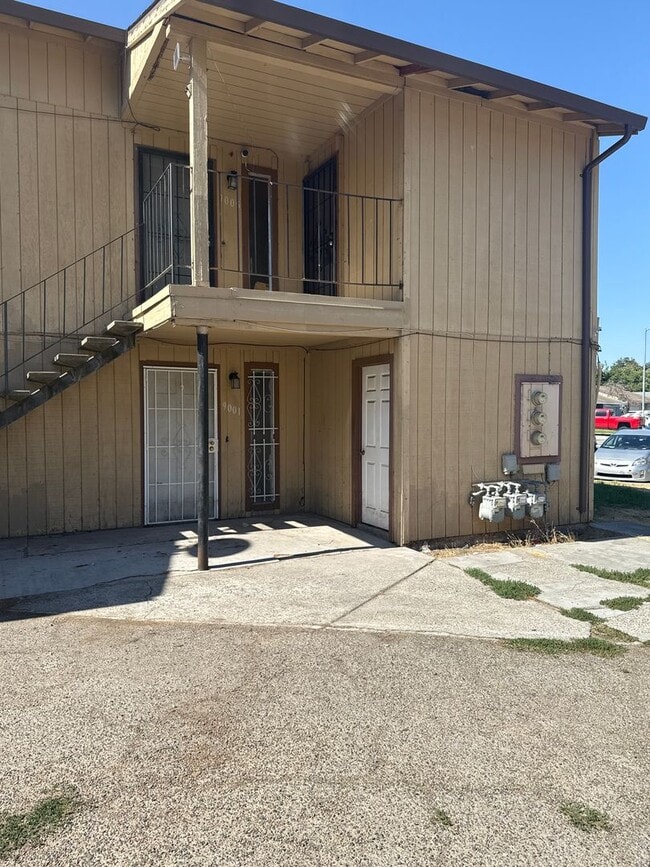 Building Photo - 9001-9005 Stacey Ct