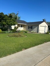 Building Photo - 1456 Live Oak Blvd