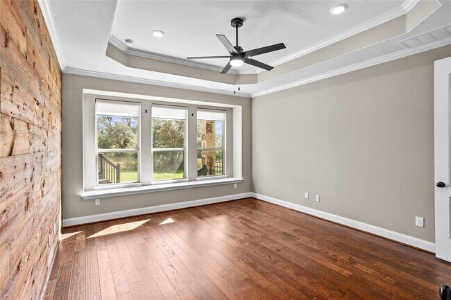 Building Photo - 655 Sad Willow Pass