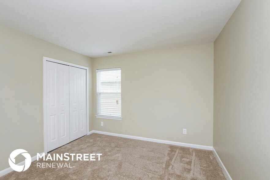 Building Photo - 619 Mountain Quail Dr