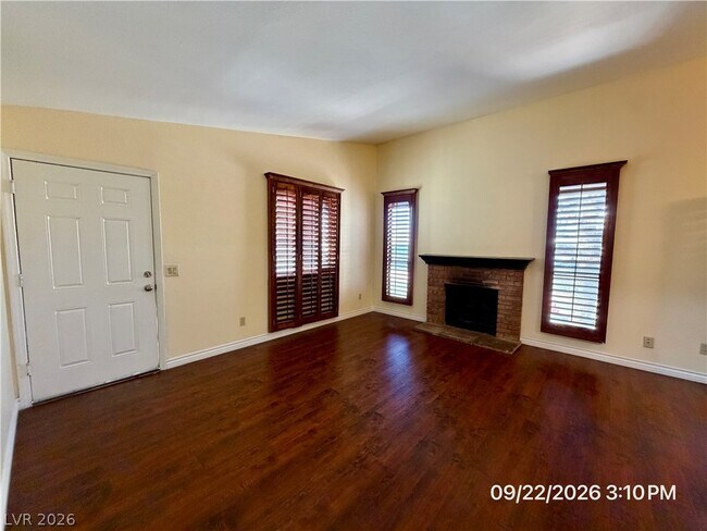 Building Photo - 711 Bass Dr