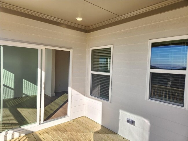 Building Photo - 404 Brodie Dr