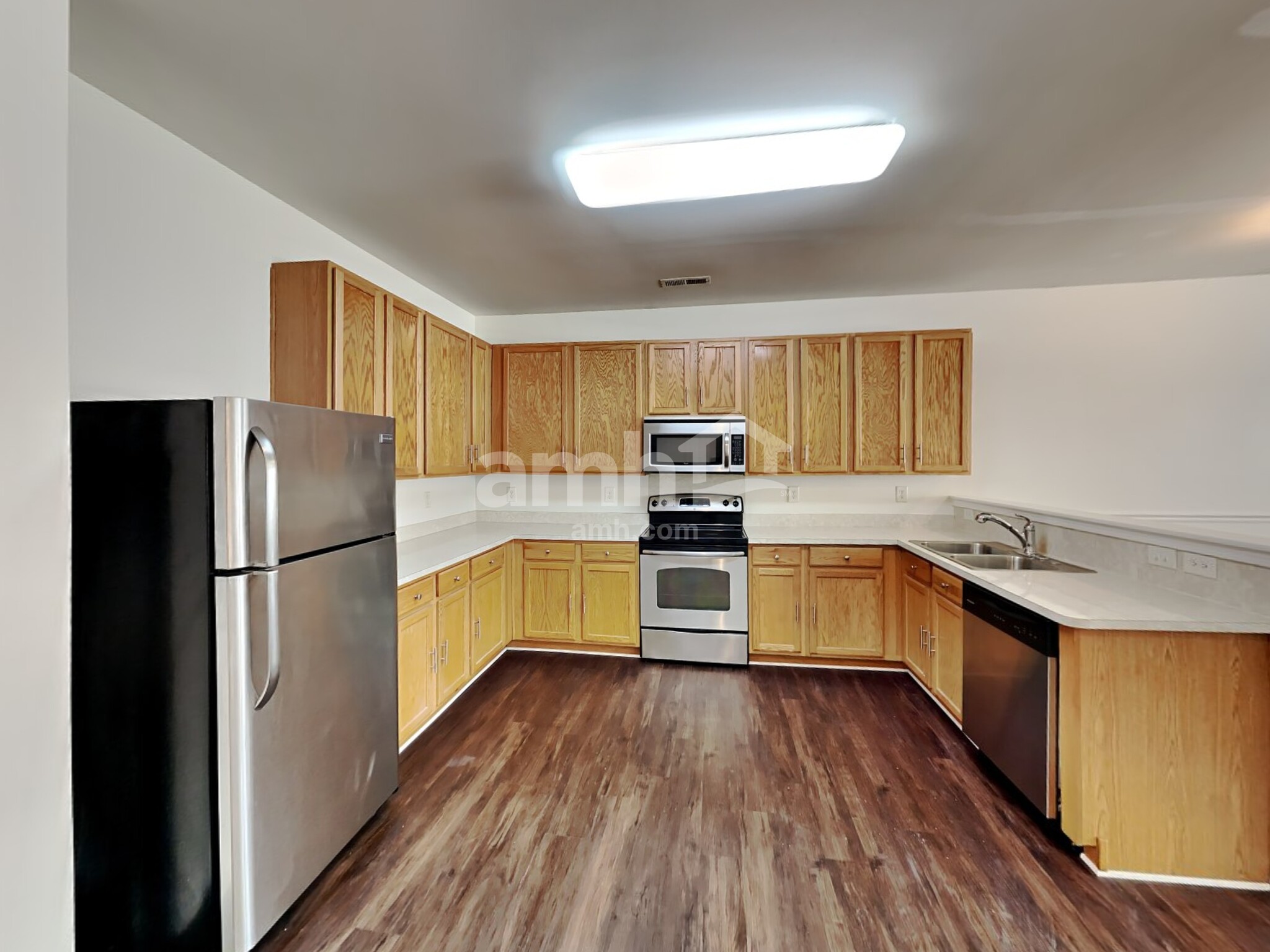 Building Photo - 7423 Mary Jo Helms Dr