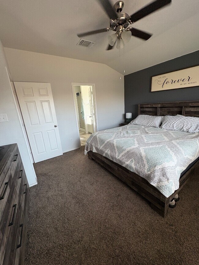 Building Photo - 2051 Wigeon Wy