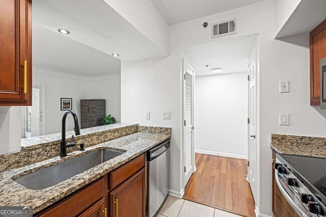 Building Photo - 275 13th St NE