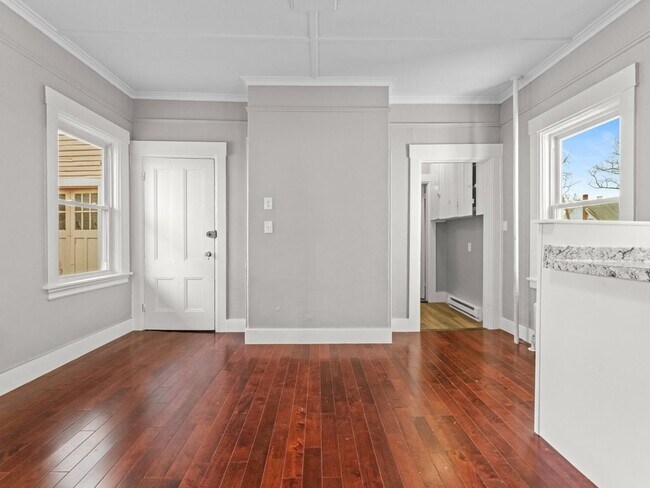 Building Photo - 40 W Central St