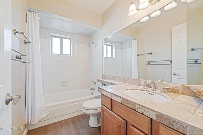 Building Photo - 12624 N 73rd Pl