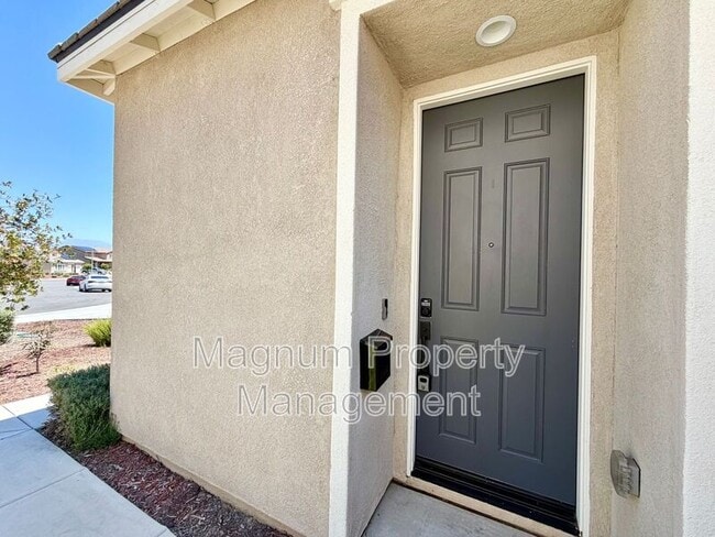 Building Photo - 30411 Ridgecrest Rd