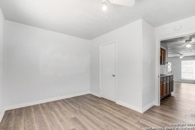 Building Photo - 6139 Lawn Valley Dr