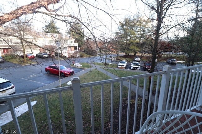 Building Photo - 11 Brookside Ln