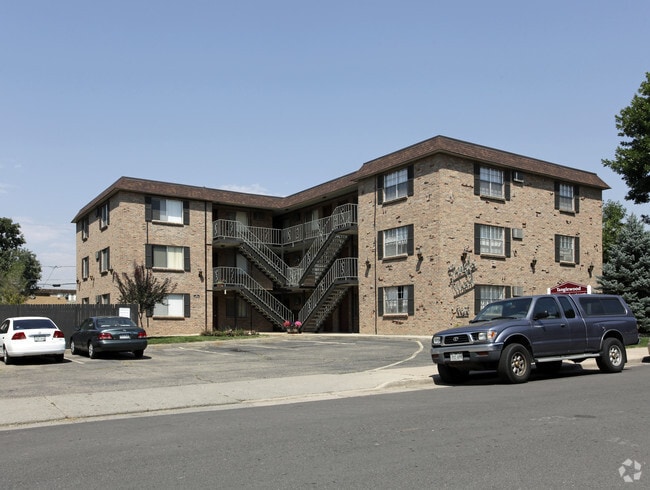 Primary Photo - Knollwood and Tanglewood Apartments
