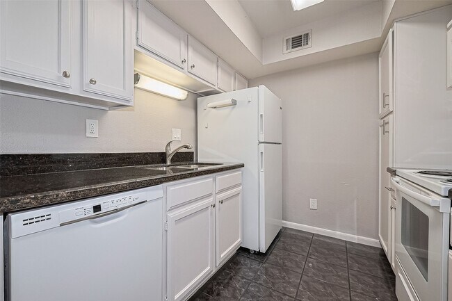 Building Photo - 4200 Watson St
