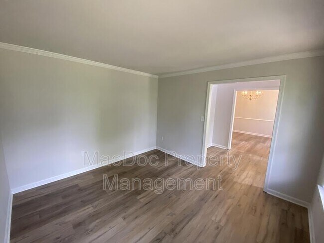 Building Photo - 7218 John Taylor Mews