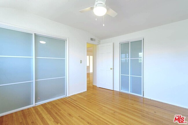 Building Photo - 837 Stephen Rd