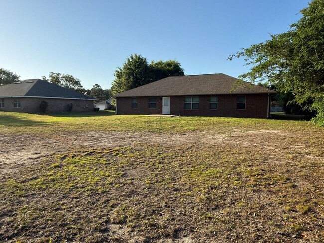 Building Photo - Navarre - Holley By the Sea - 4 Bedrooms, 2 Bathrooms - office space potential