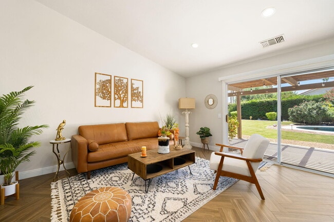 Building Photo - 76941 Coventry Cir
