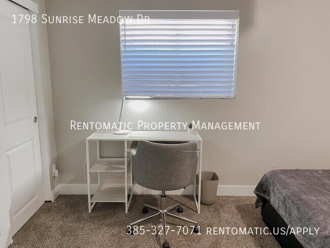 Building Photo - 1798 Sunrise Meadow Dr