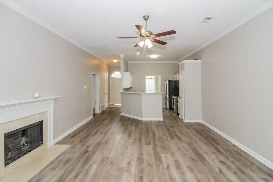 Building Photo - 8632 Brer Rabbit Cove