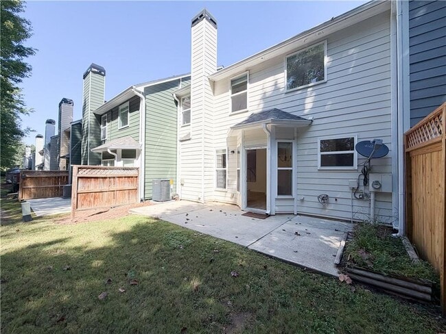 Building Photo - 216 Parc View Ln