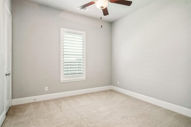 Building Photo - 830 Redstem Dr