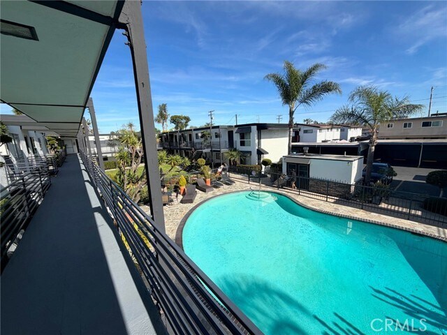 Building Photo - 931 W 19th St