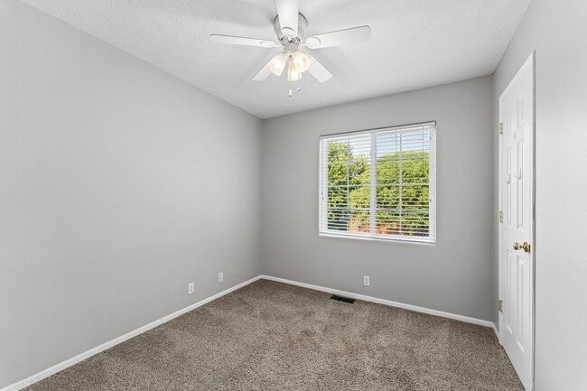 Building Photo - 4027 N 172nd Ave