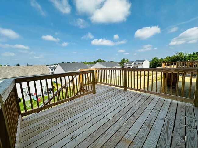Building Photo - Charming New Construction Home for Rent in...