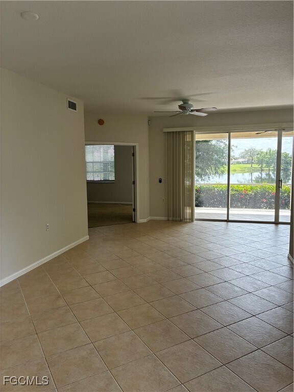 Building Photo - 16570 Crownsbury Way