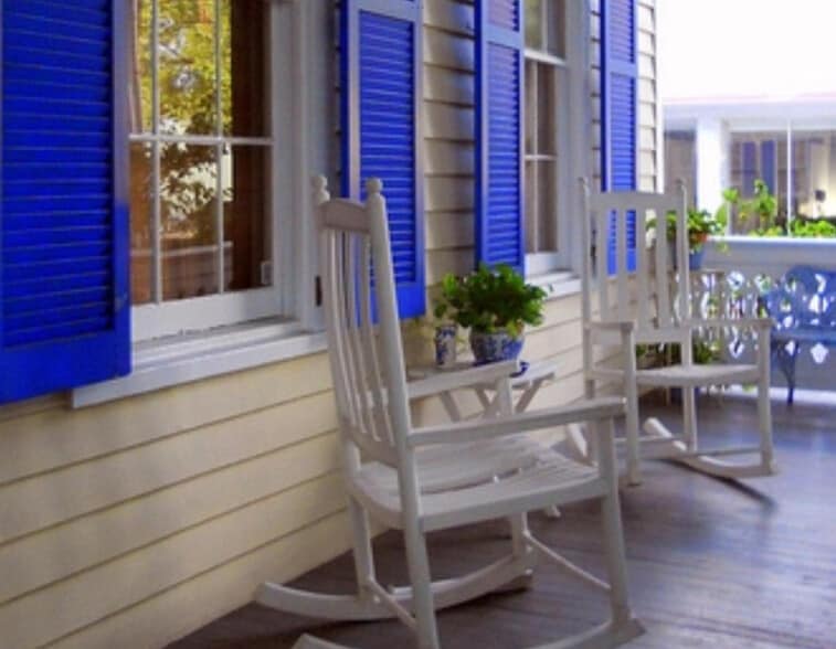 Front Porch of Building - 400 Simonton St