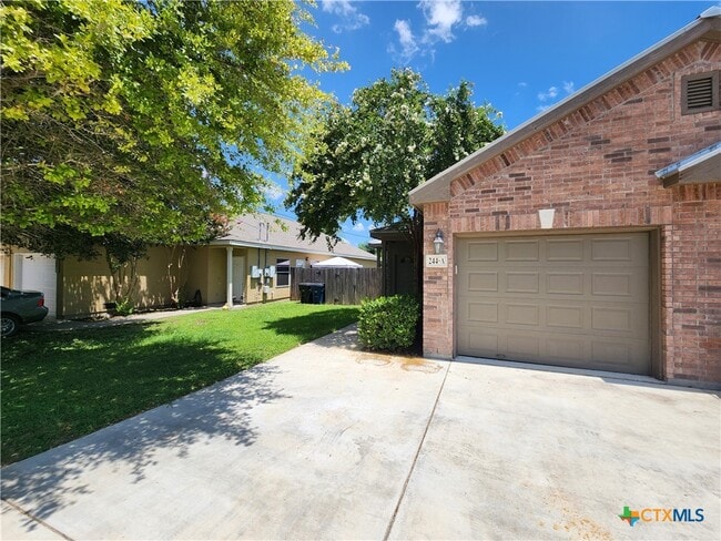 Primary Photo - 244 Rosalie Dr