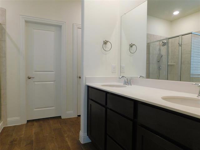 Building Photo - 11008 Culberson Dr