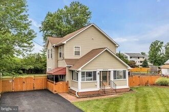 Building Photo - 8604 Woodlawn Ct