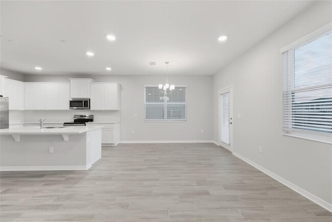 Building Photo - 12172 Plumpton Dr