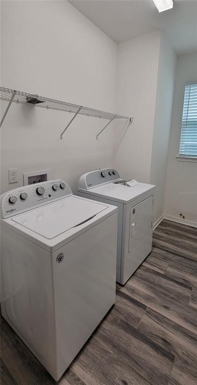 Building Photo - 17415 Bal Harbour Dr