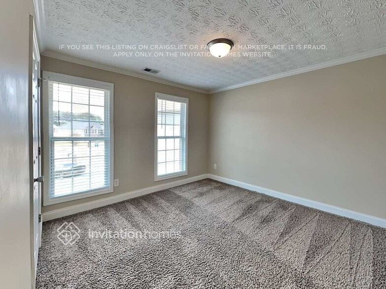 Building Photo - 707 Dellrose Trce