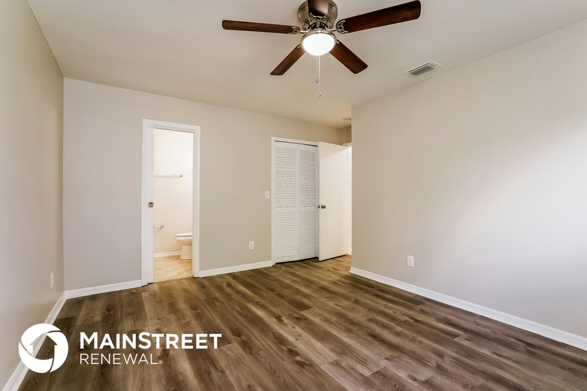 Building Photo - 113 NE 18th Pl