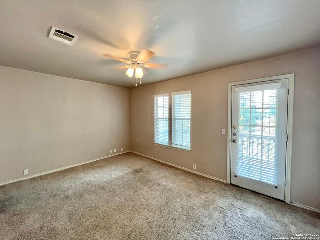 Building Photo - 301B Utterback-