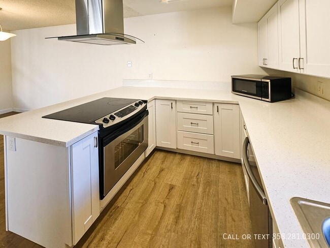 Building Photo - 3911 Camino Lindo