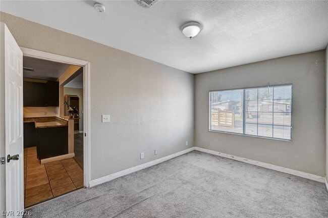 Building Photo - 1720 E Carson Ave