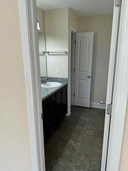 Master bath and linen closet - 210 Guyett Ave