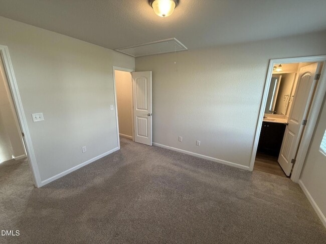 Building Photo - 2091 Wiggins Village Dr