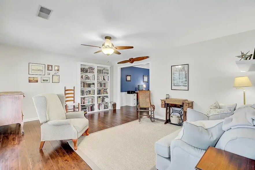 Living Room - 1579 Wabeek Way