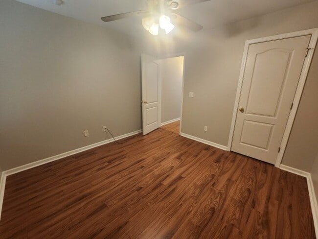 Building Photo - 701 Hidden Forest Dr