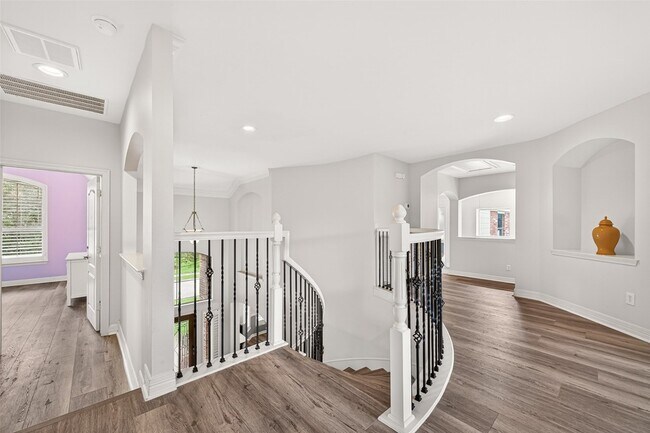 Building Photo - 3510 Artesian Springs Ln
